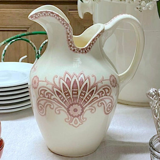 Choisy-Le-Roi Pitcher