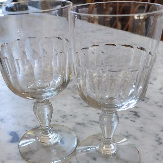 Set of 8 Glasses