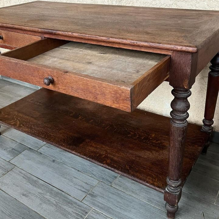 Petite Oak Drapers Table