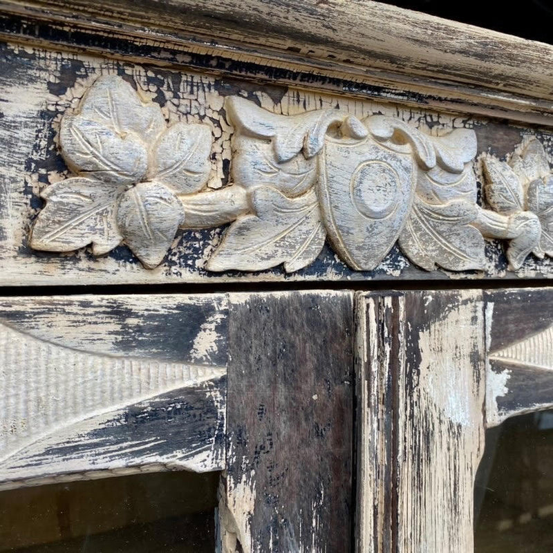 Small Cabinet w Diamond Detail and Carved Leaves