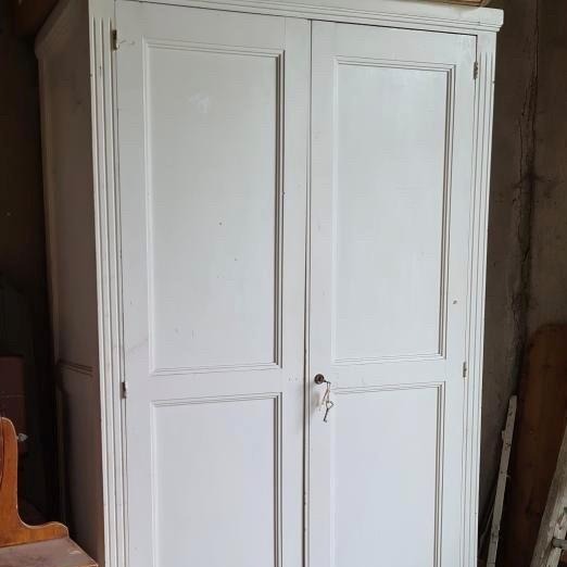 French White Painted Wardrobe