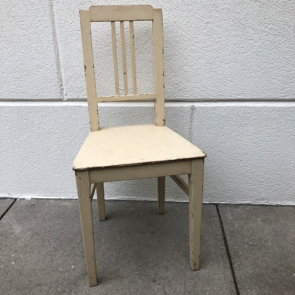Darling White Chair