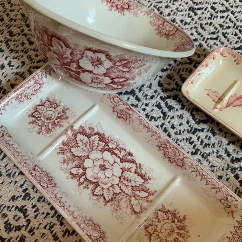 Set of 3 Porcelain Bathroom Set with Pattern