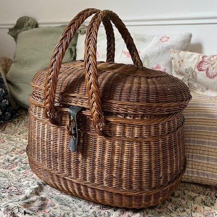 Wicker Basket with Handles and Lid