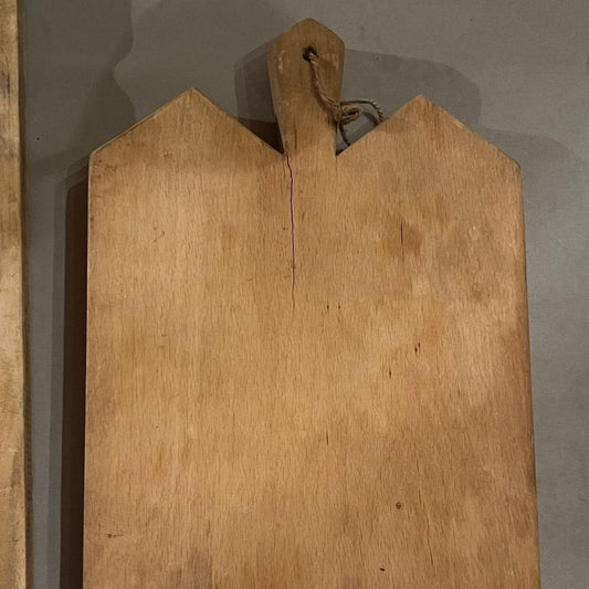 Thick Cutting Board with High Shoulders