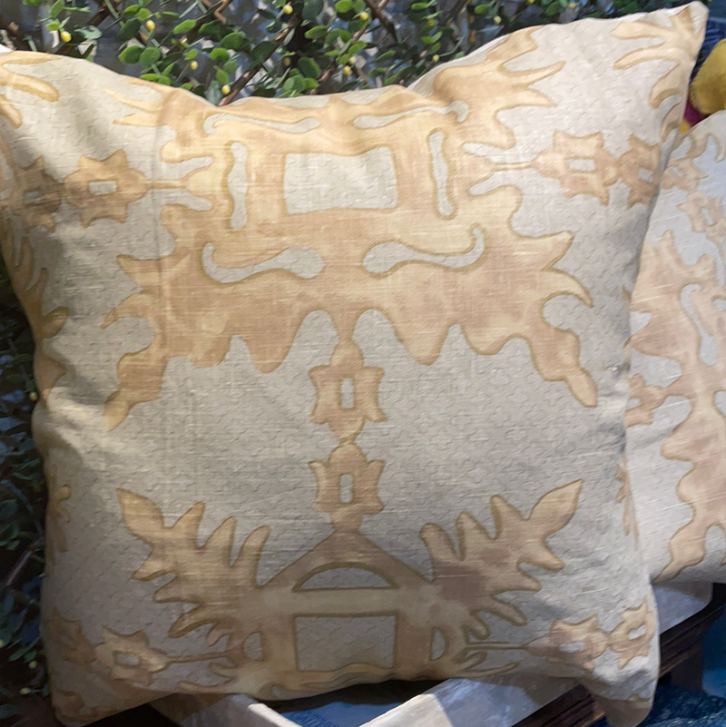 Linen Calenderd Sage Crest Pillow